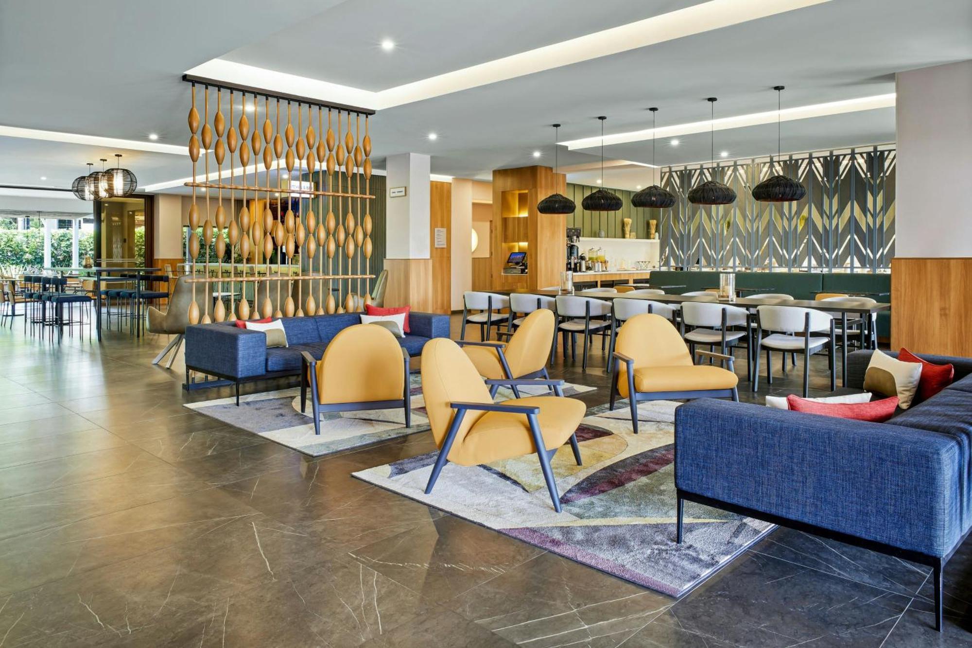 Courtyard By Marriott Escazu