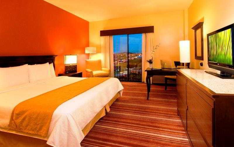 Courtyard By Marriott Escazu Hotel San José
