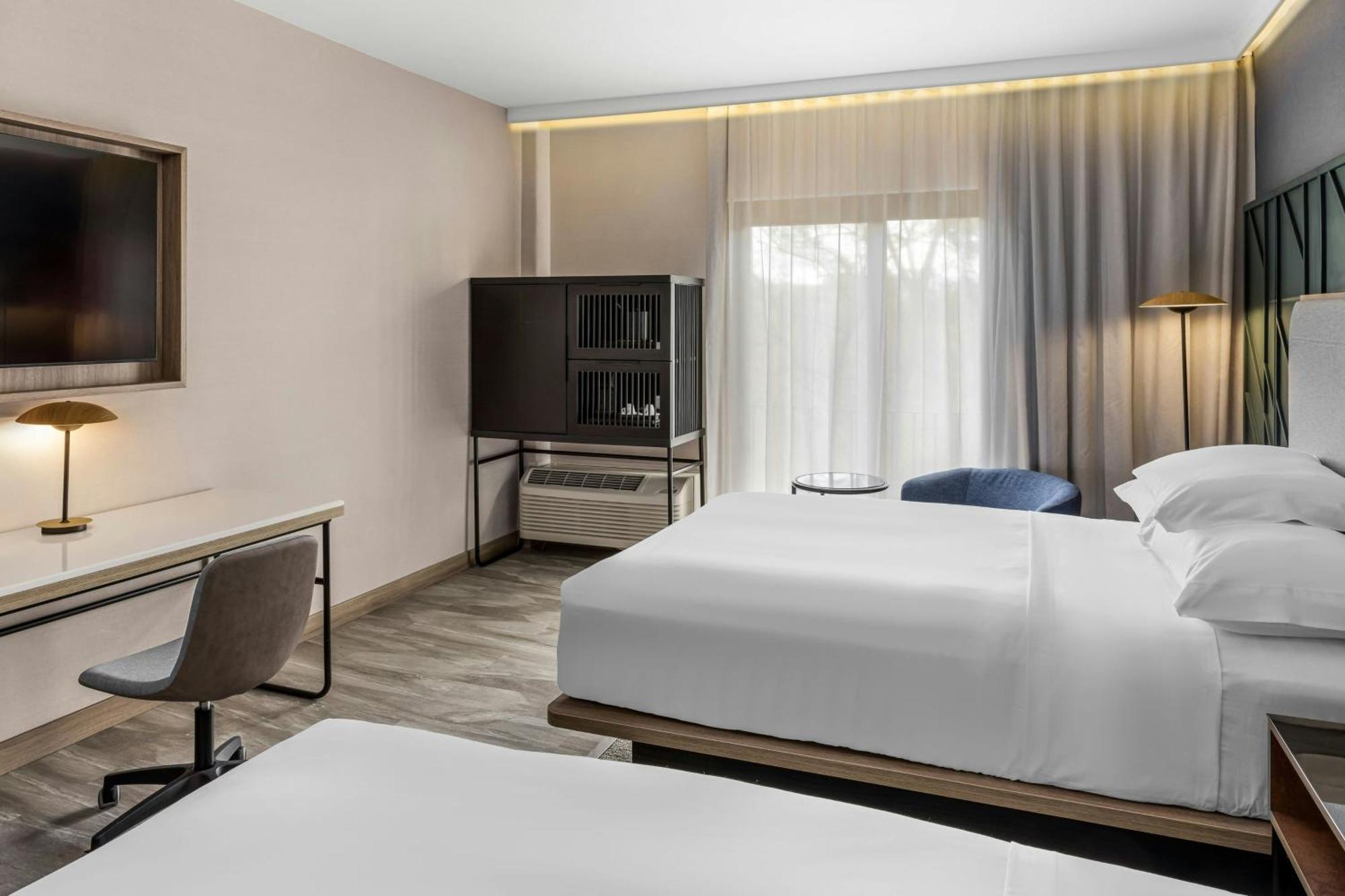 Courtyard By Marriott 4*