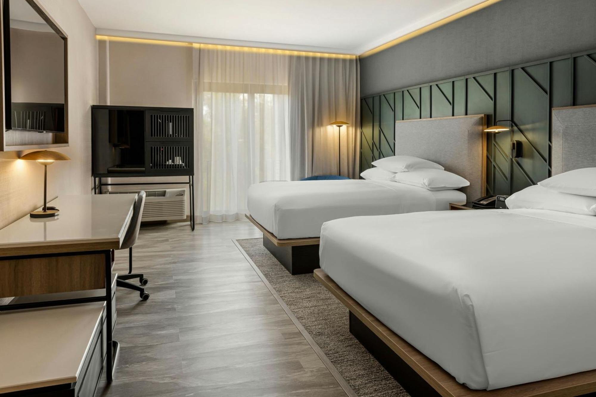 Hotel Courtyard By Marriott