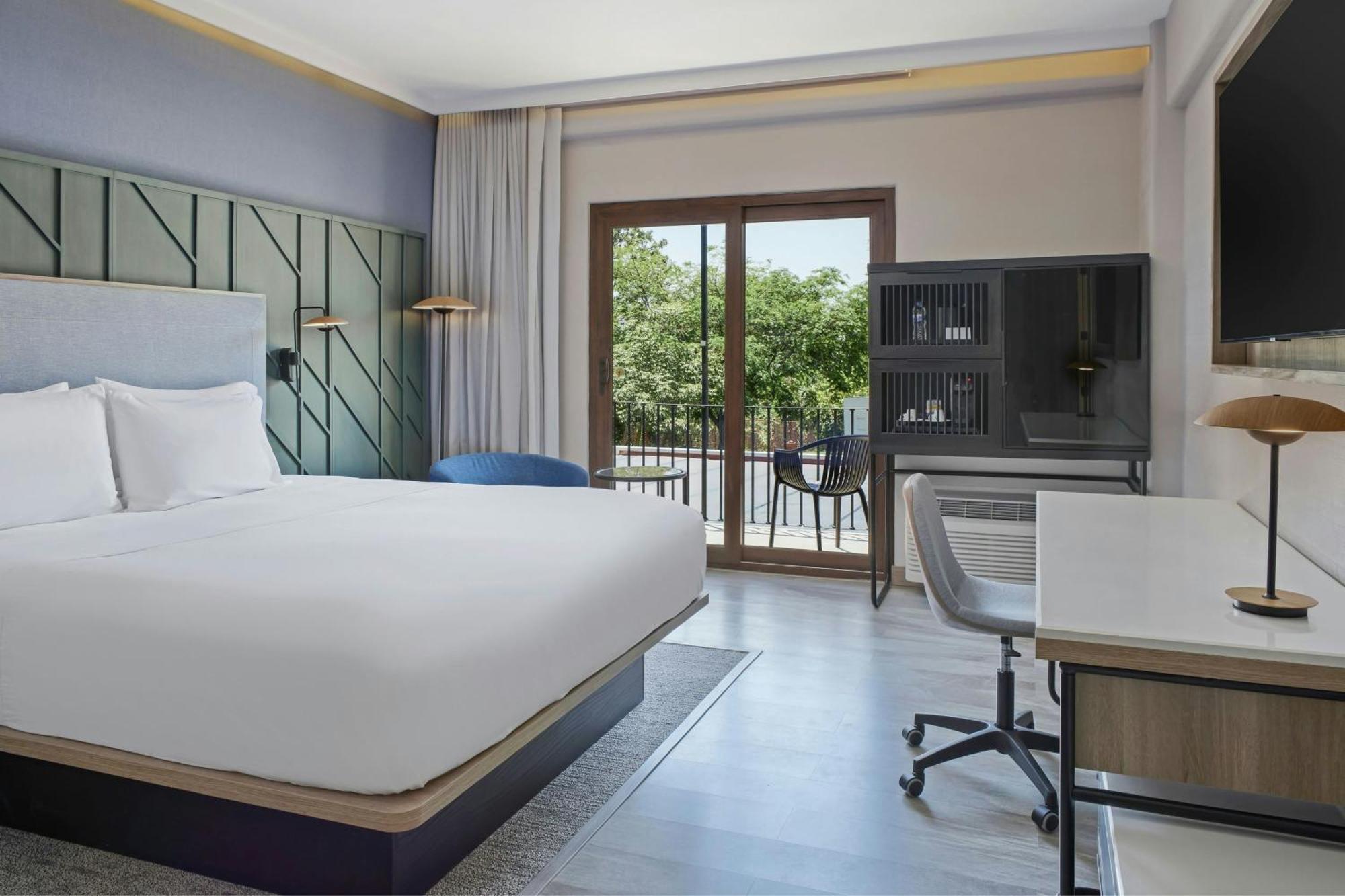 Hotel Courtyard By Marriott Escazu 4*