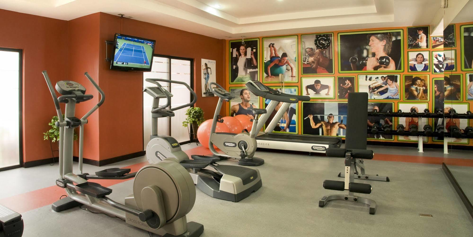 Hotel Courtyard By Marriott Escazu 4*
